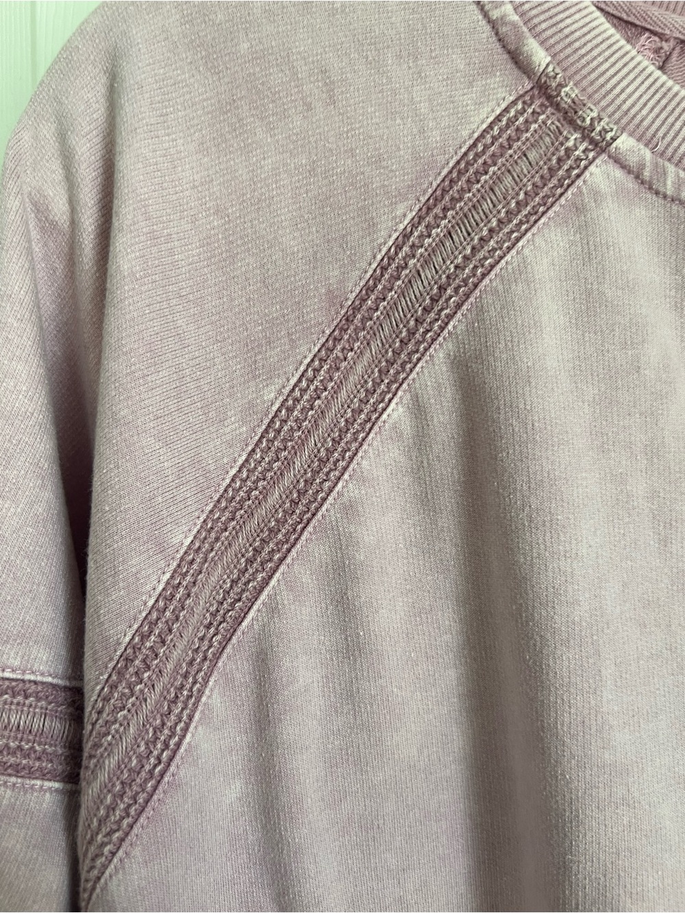 Jane and Delancey Short Sleeve Pullover - Mauve - Picture 2 of 4